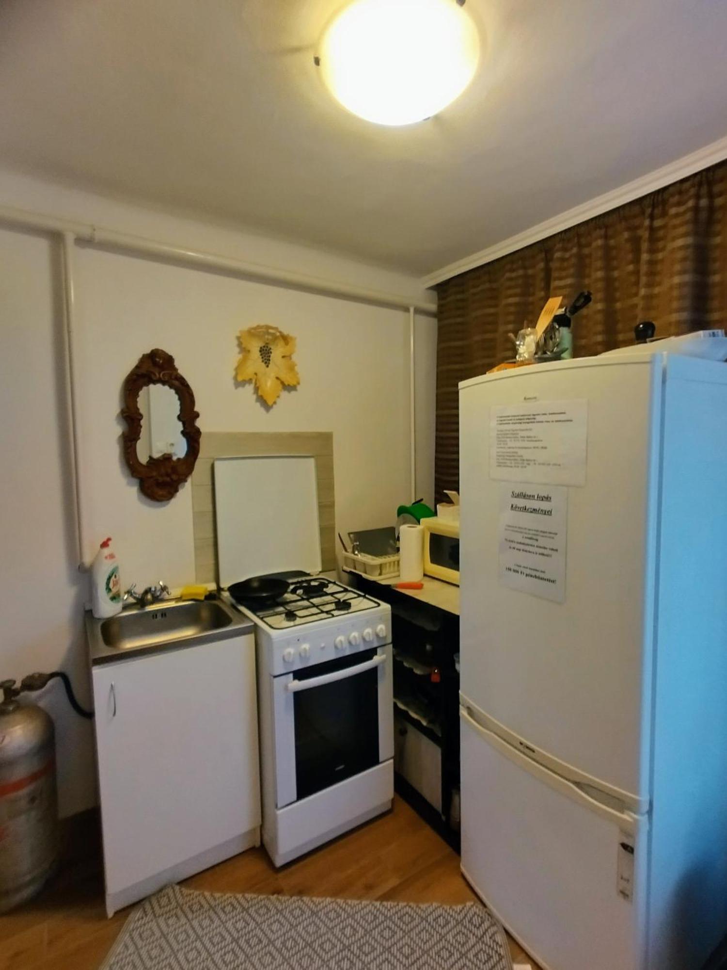 Bundik Vendeghaz Apartment Berettyoujfalu Bilik gambar