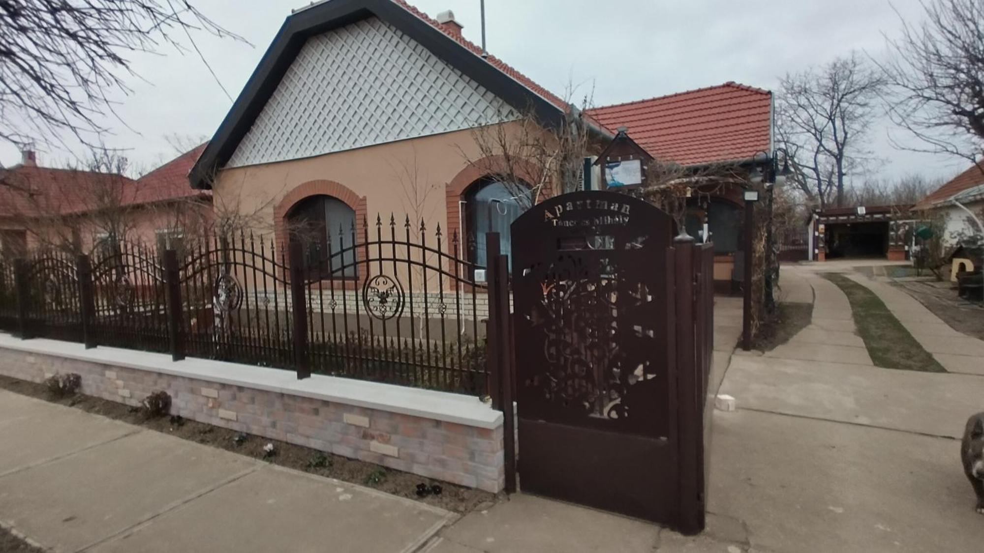 Bundik Vendeghaz Apartment Berettyoujfalu Luaran gambar